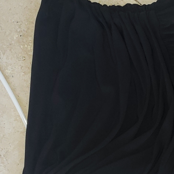 Dress - Picture 3 of 6